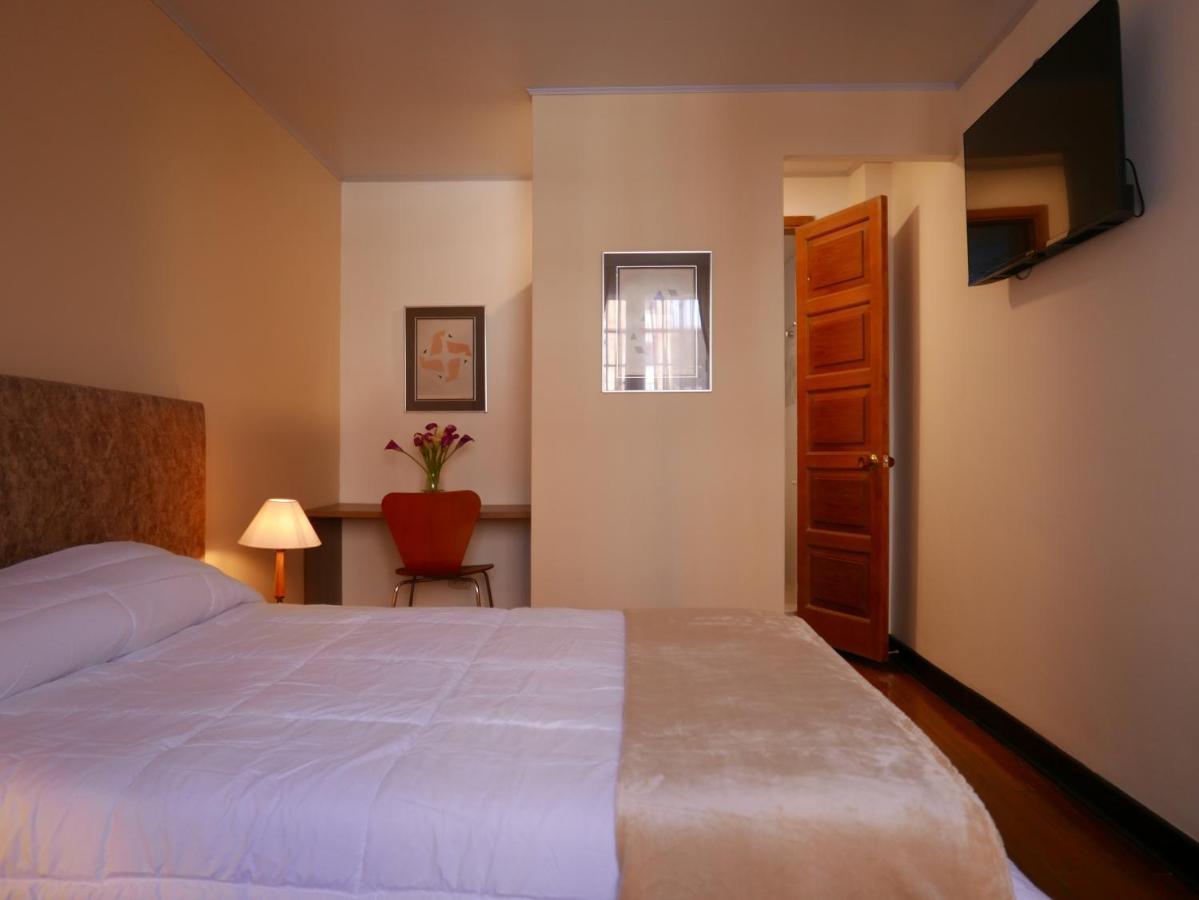 Floralia Casa Boutique Bed & Breakfast Bogota Exterior photo