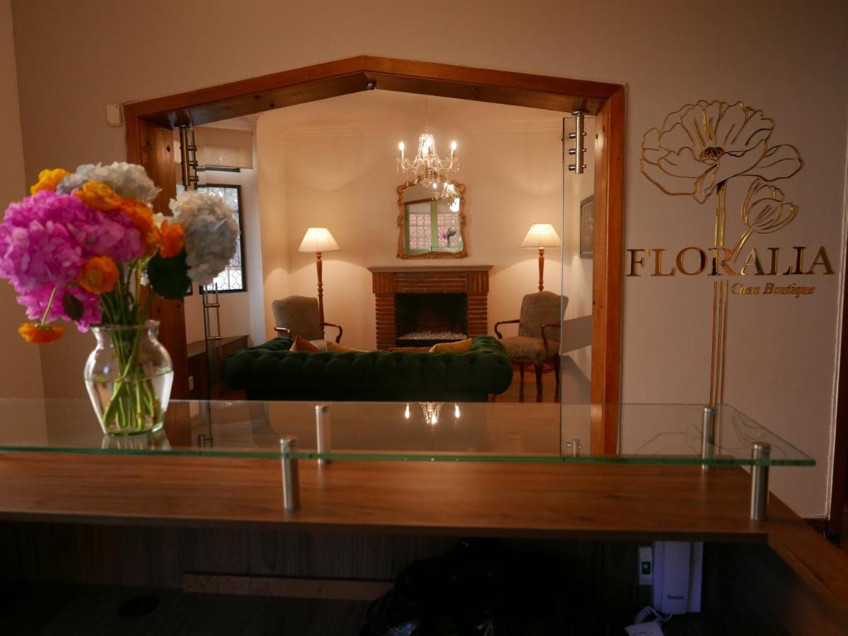 Floralia Casa Boutique Bed & Breakfast Bogota Exterior photo
