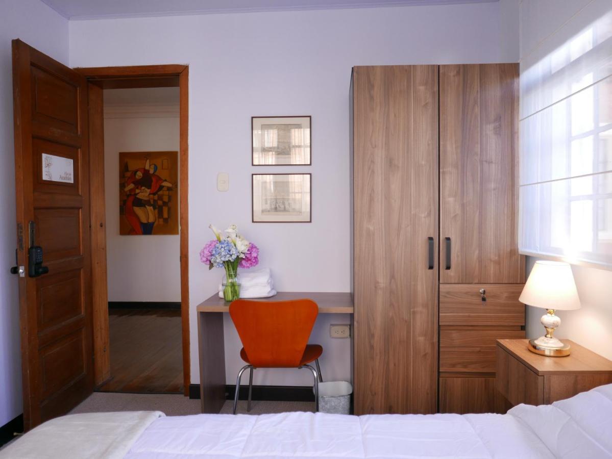 Floralia Casa Boutique Bed & Breakfast Bogota Exterior photo