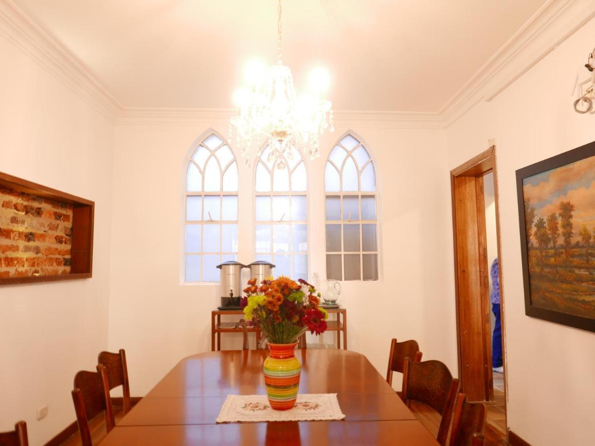 Floralia Casa Boutique Bed & Breakfast Bogota Exterior photo