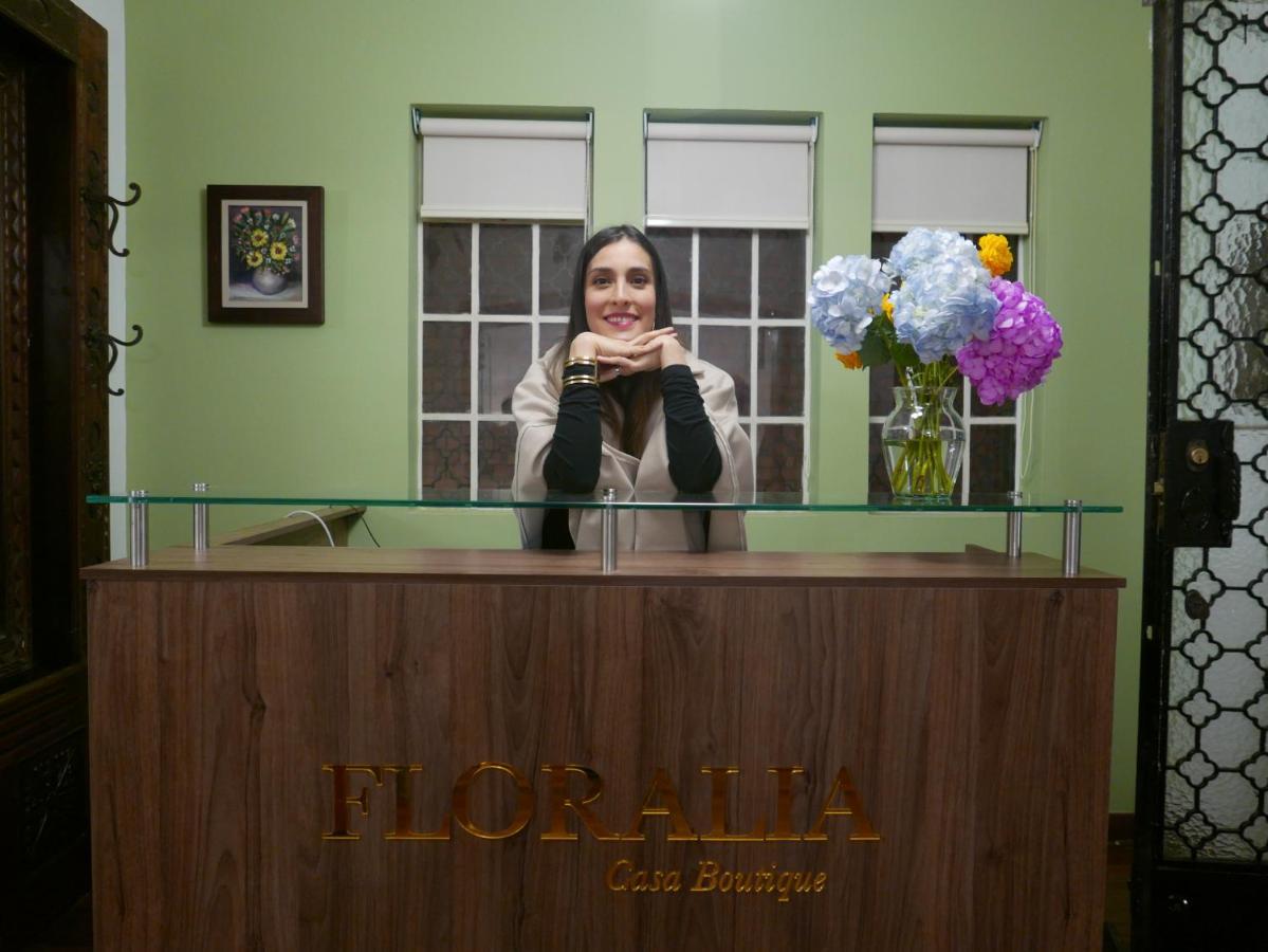 Floralia Casa Boutique Bed & Breakfast Bogota Exterior photo
