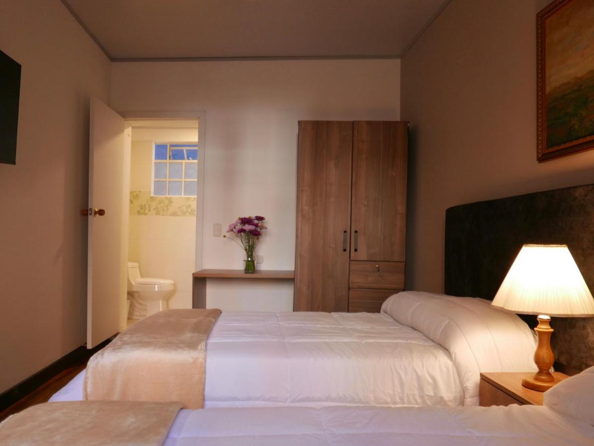 Floralia Casa Boutique Bed & Breakfast Bogota Exterior photo