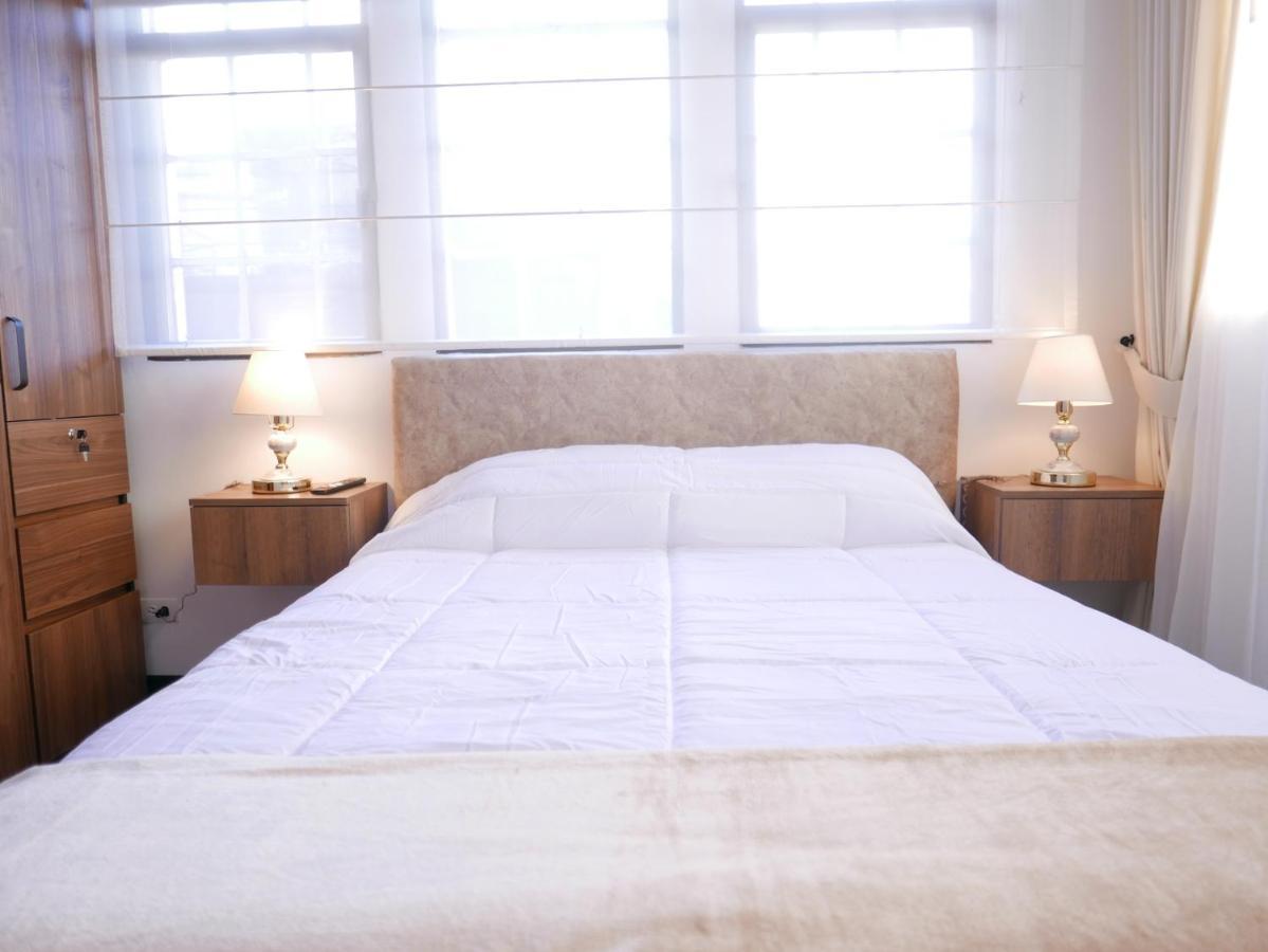 Floralia Casa Boutique Bed & Breakfast Bogota Exterior photo