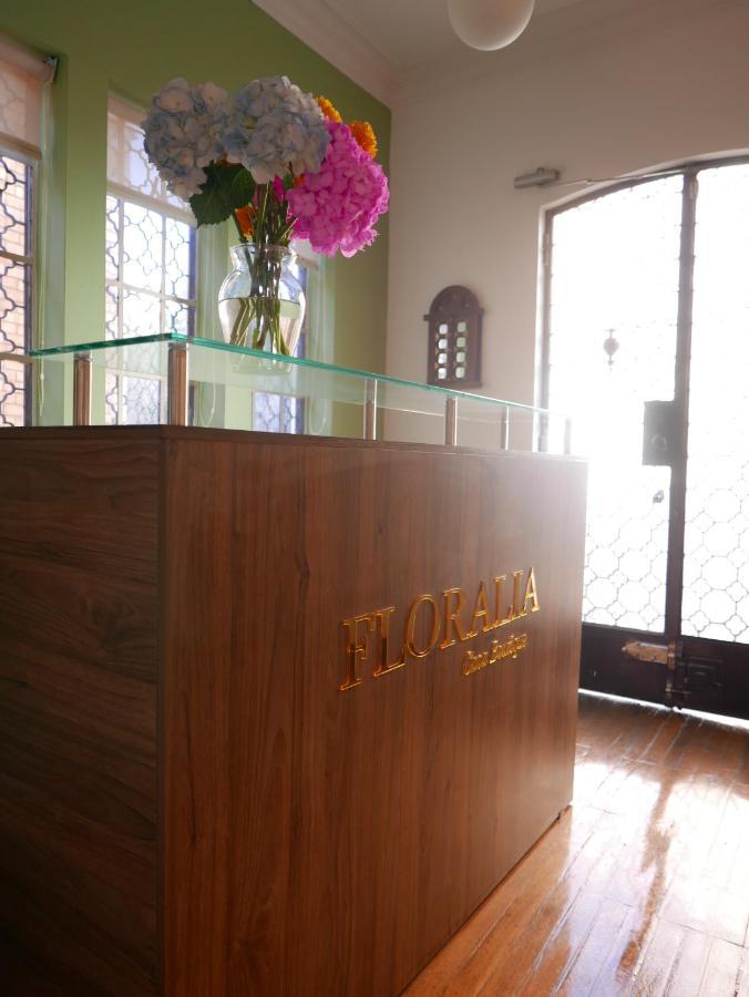 Floralia Casa Boutique Bed & Breakfast Bogota Exterior photo