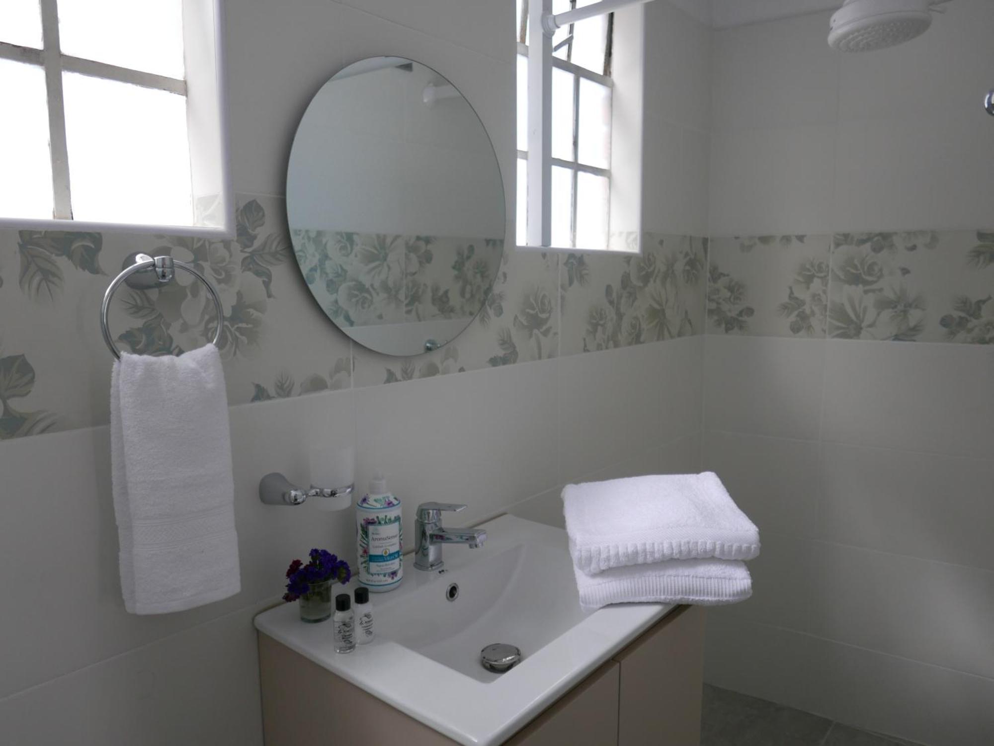Floralia Casa Boutique Bed & Breakfast Bogota Exterior photo