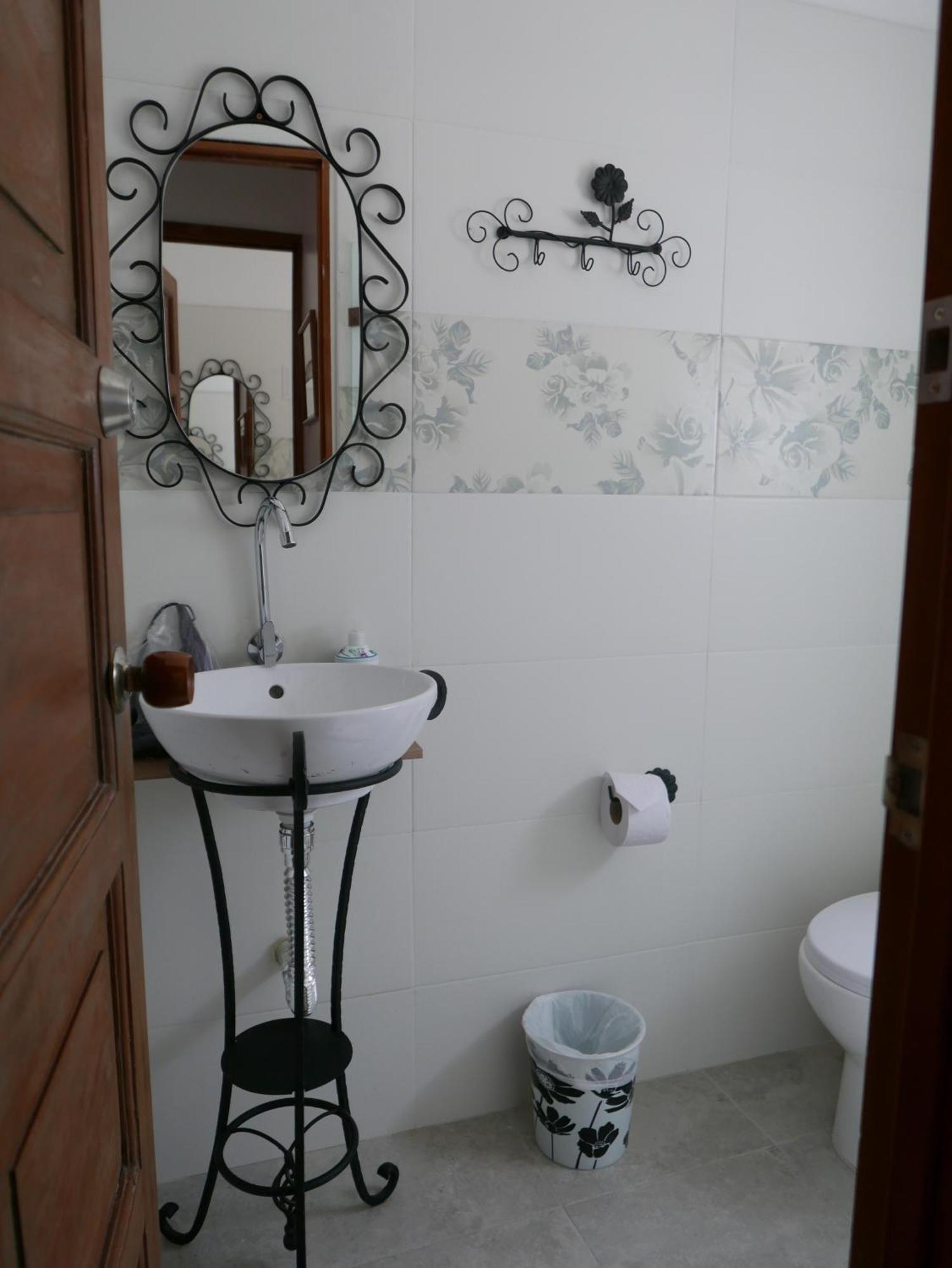 Floralia Casa Boutique Bed & Breakfast Bogota Exterior photo