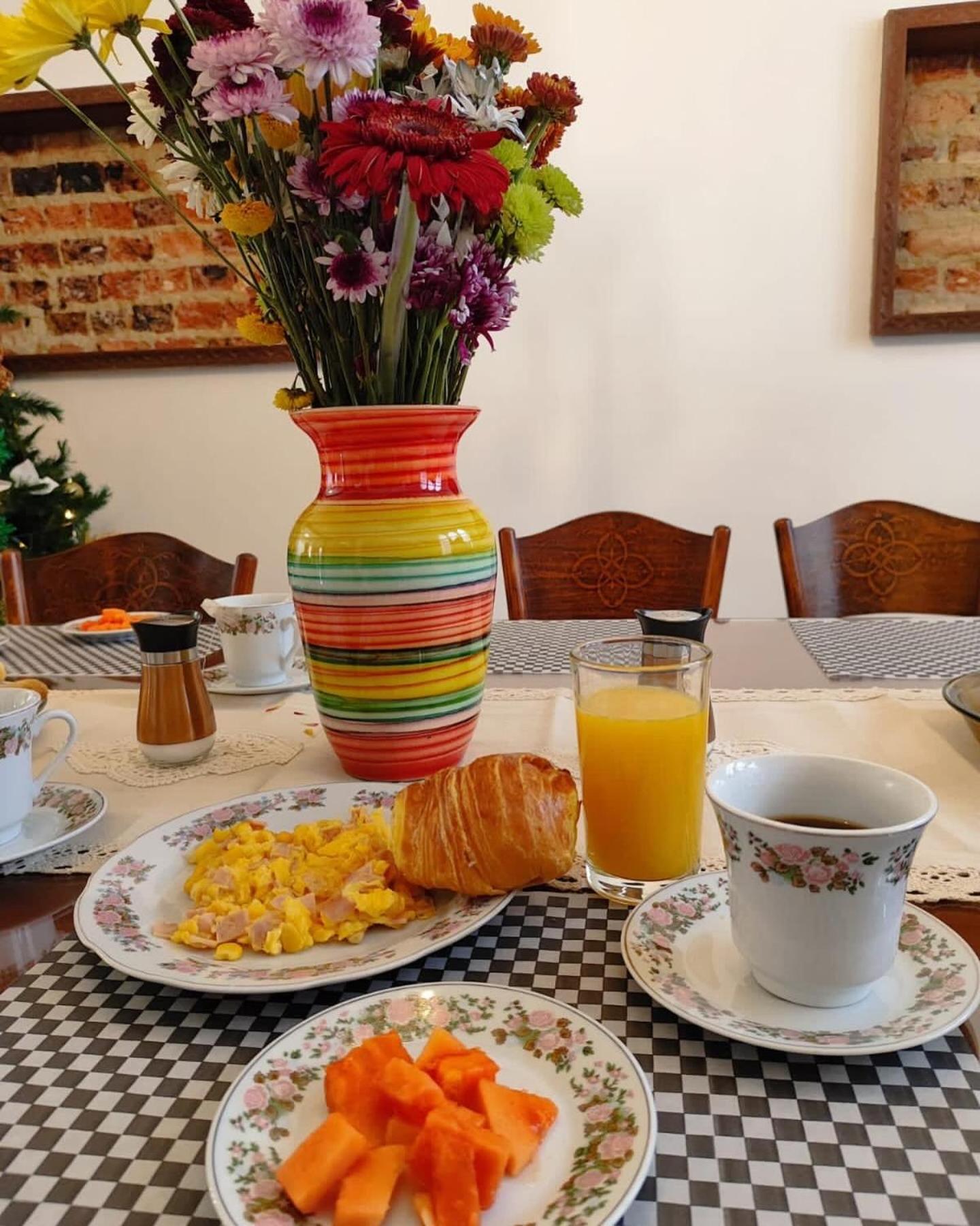 Floralia Casa Boutique Bed & Breakfast Bogota Exterior photo